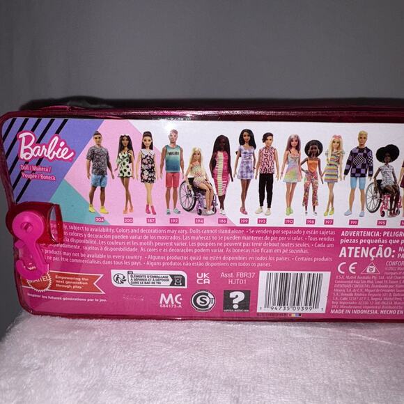 Barbie Fashionistas Doll #202 with Curvy Body GRL PWR NIP 2022 - Picture 6 of 8